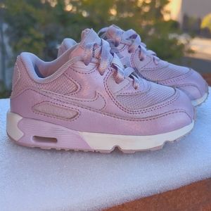 Toddler girl Air Max 90